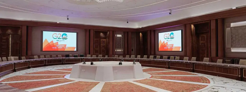 Xtreme Media’s indoor LED displays in conference room